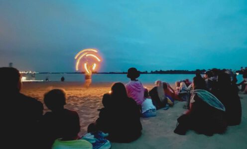 Feuershow am Elbstrand